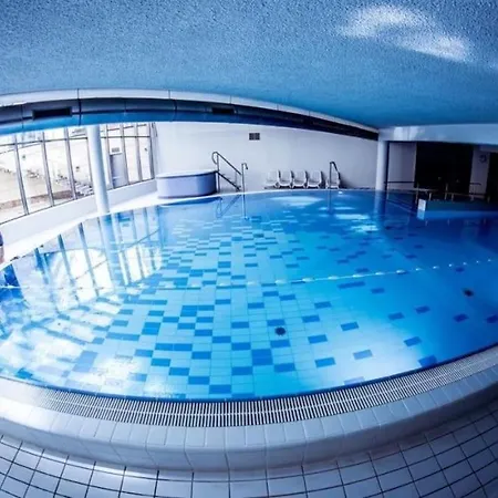 Premium For Old Town & Jewish Quarter Pool Apartment