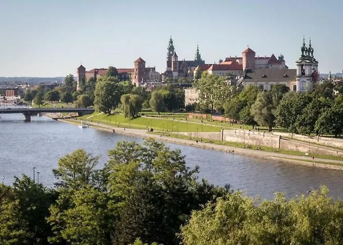 Premium For Old Town & Jewish Quarter Pool Apartamento